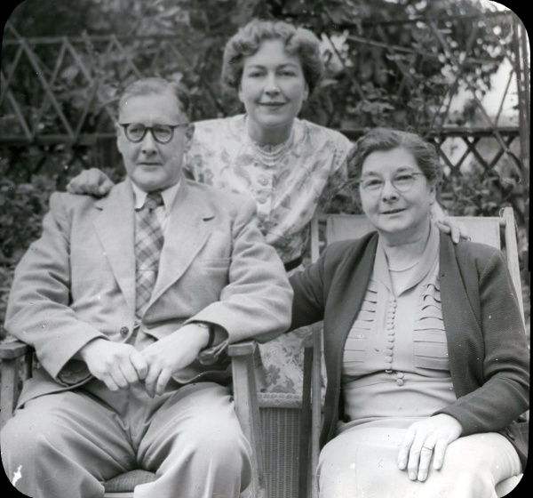 Maud and Percy with Hilda Rose